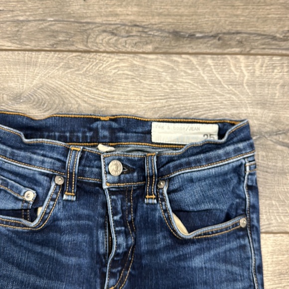 • Rag & Bone • 10 Inch Skinny Jeans Women’s Kensington Dark Blue Distressed 25 - Picture 3 of 5